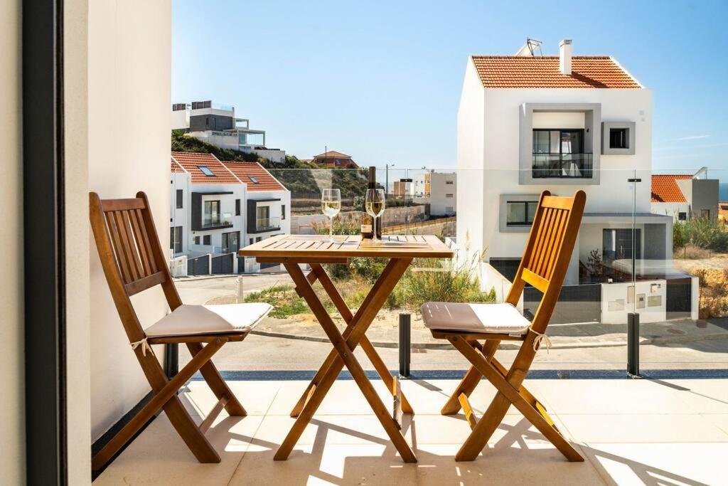 Beach, Ocean View & Bright House Ericeira Exterior foto